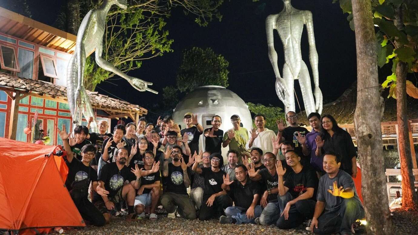 VIR research field gathering